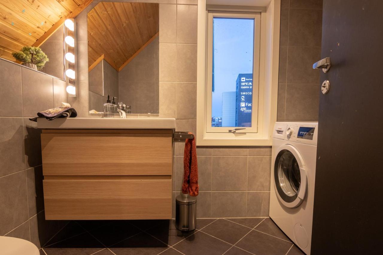 Urban And Stylish Apartment In City Centre Тромсе Екстер'єр фото
